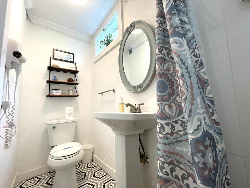 Private Studio With Free Parking マイアミ エクステリア 写真